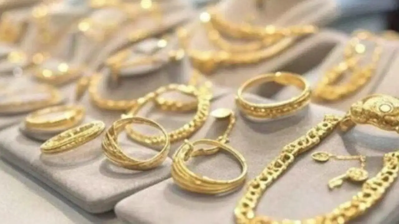 تحديثات الصاغة.. سعر الذهب بمستهل تعاملات الإثنين 26 يناير بعد موجة الارتفاع الأخيره